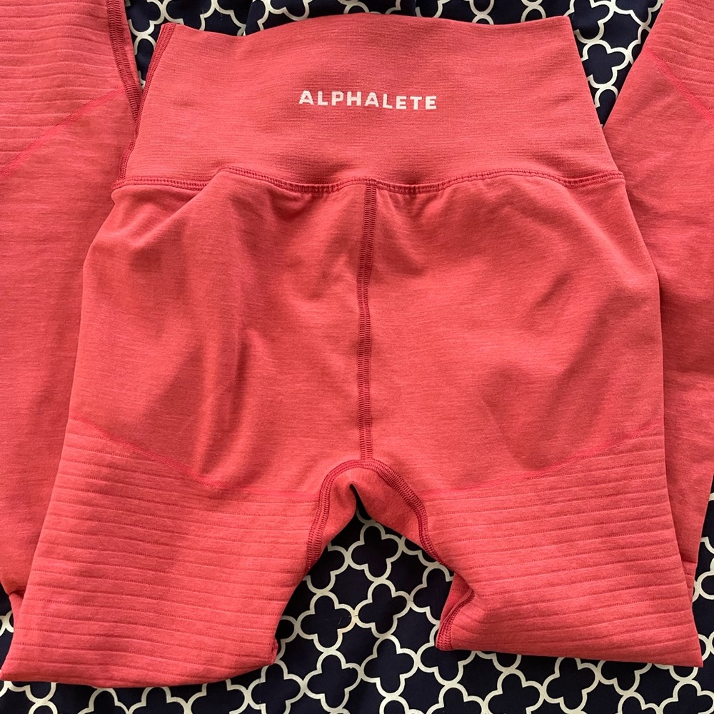 Alphalete revival leggings size small worn once